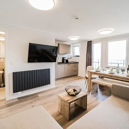 Apartment Smart Diamant 713 *